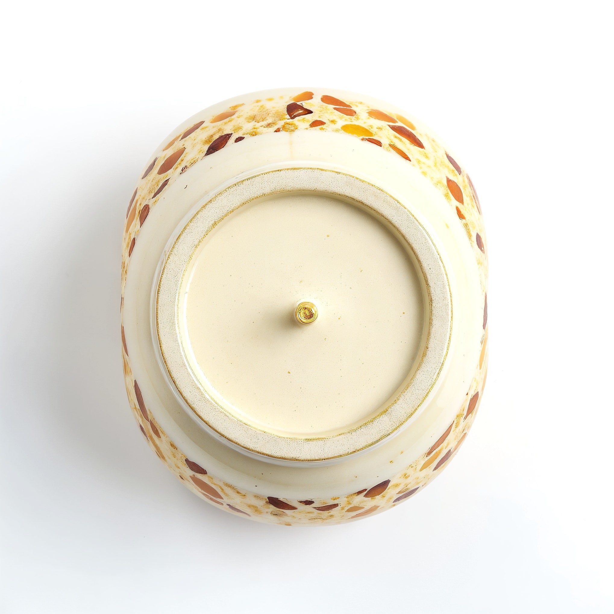 Naldony Vanilla Amber Soy Candle — upside down view showing the base of the jar
