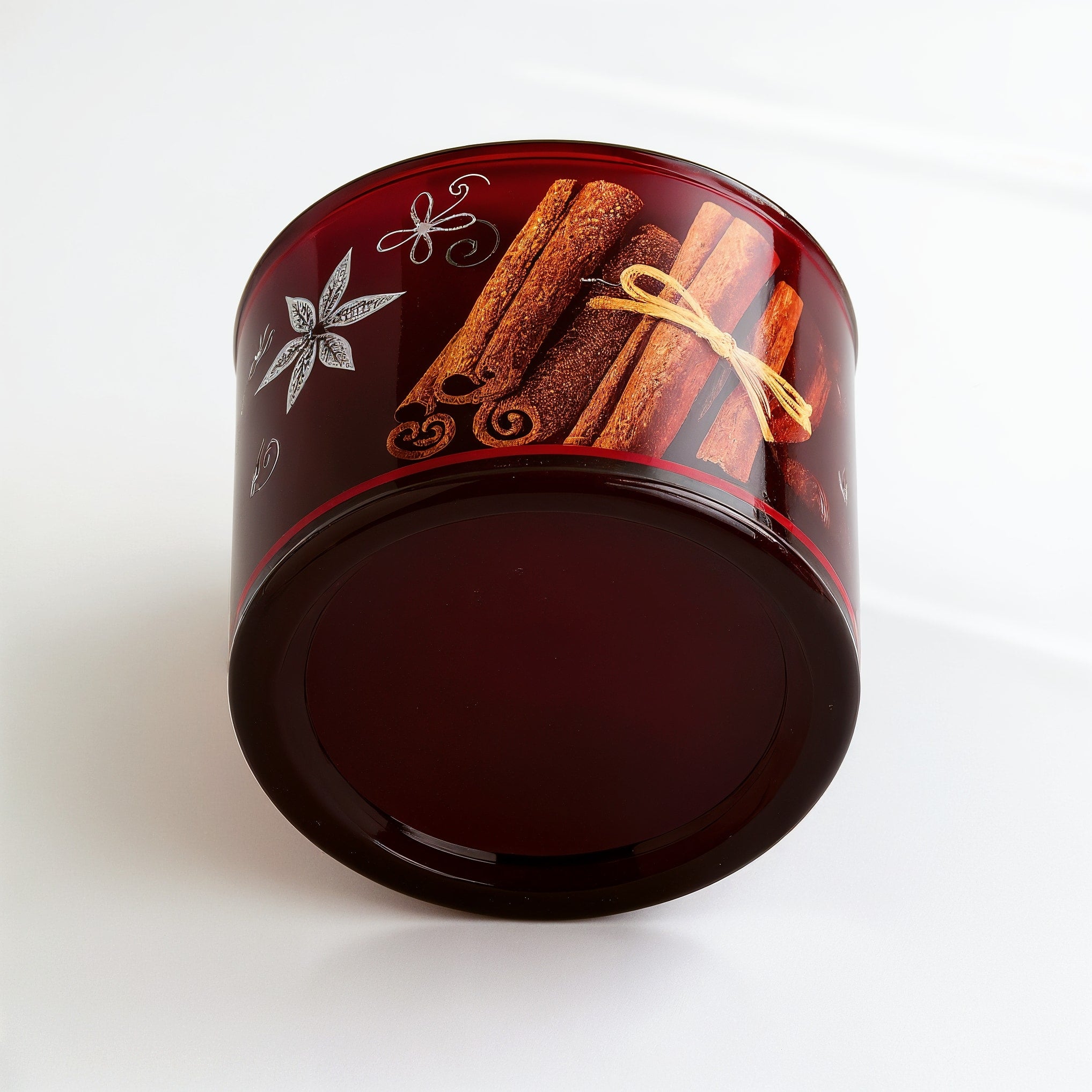 Naldony Cinnamon Spice Soy Candle — bottom view of the jar