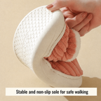 Closed-back winter slippers in ribbed fabric with fleece lining