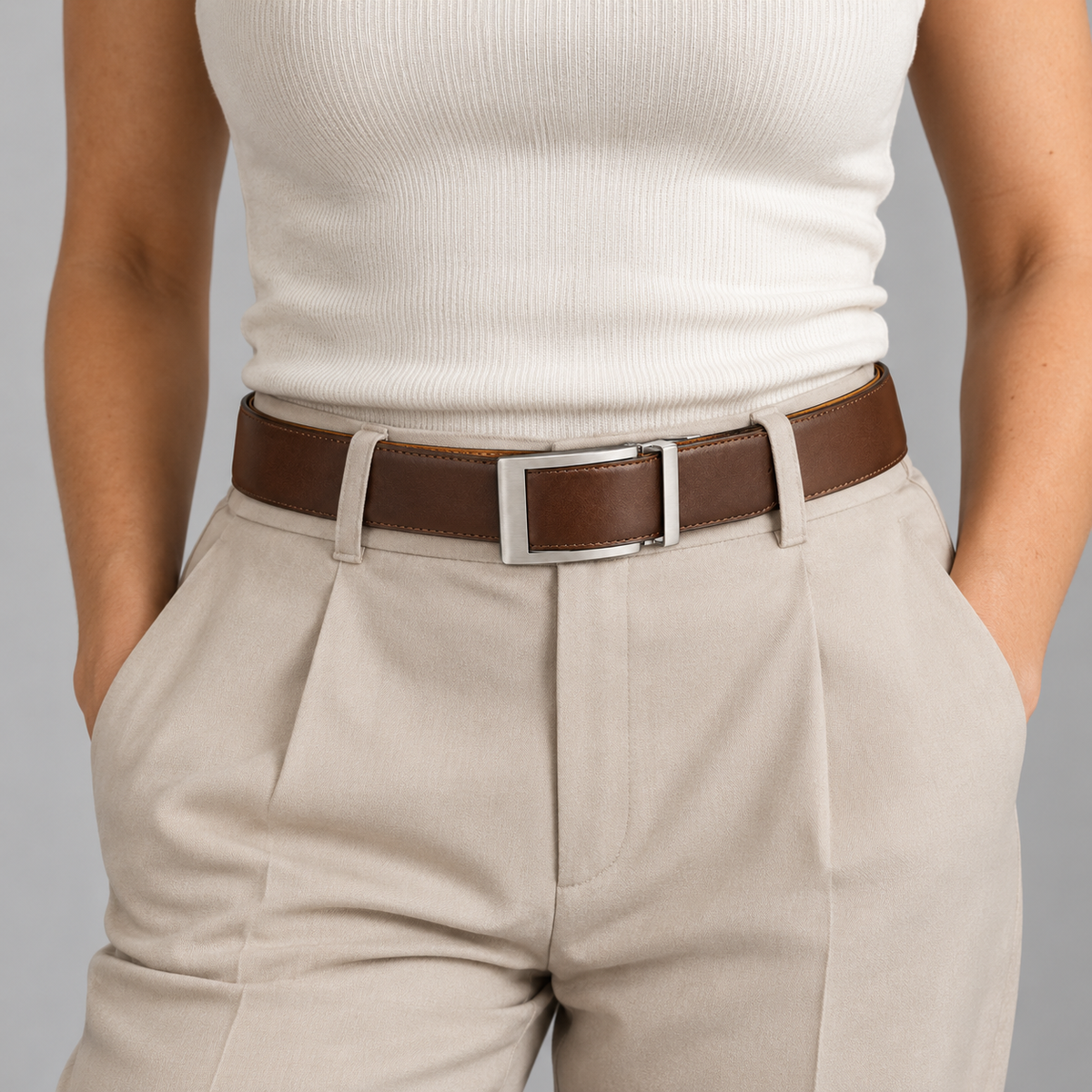 Close-up of metal buckle on Naldony reversible belt
