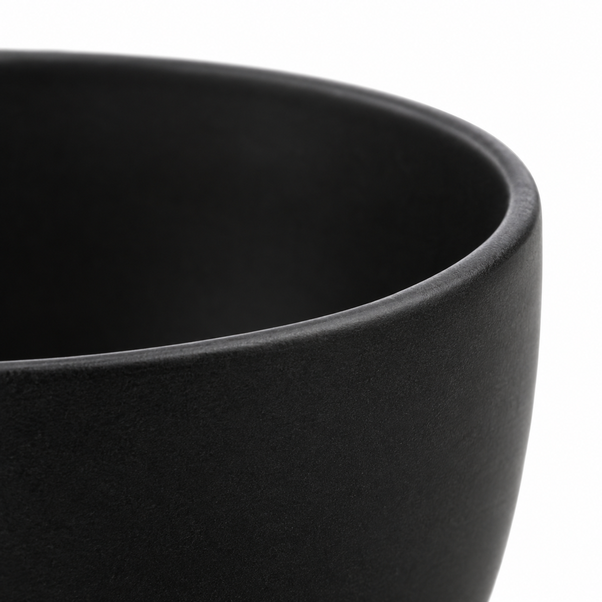 Black ceramic bowl by naldony