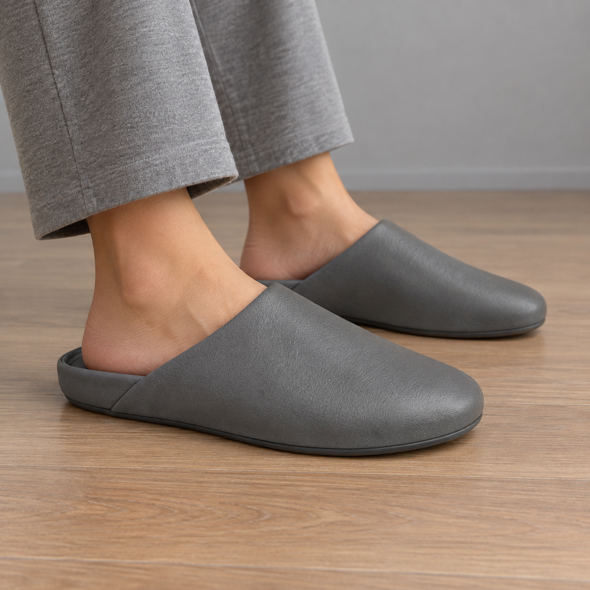 Close-up of Naldony slipper's leather texture