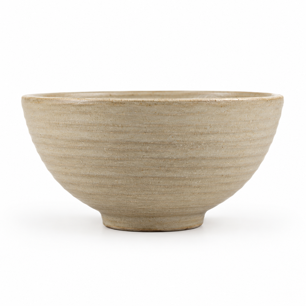Top view of elegant naldony serving bowl.