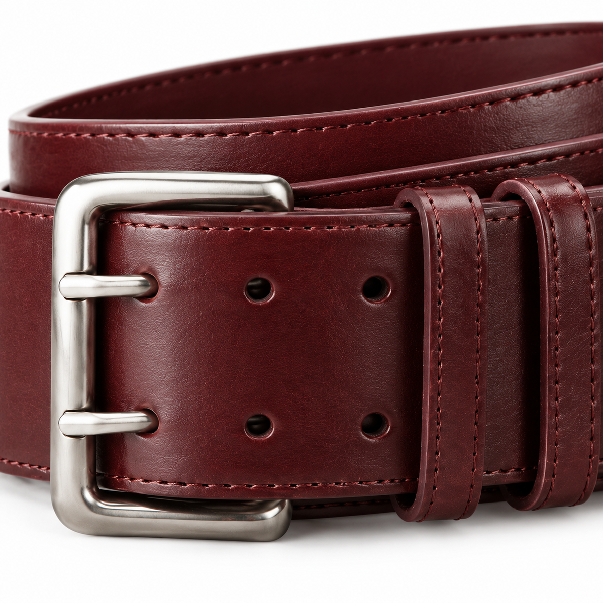 Detailed image of leather texture on naldony belt.