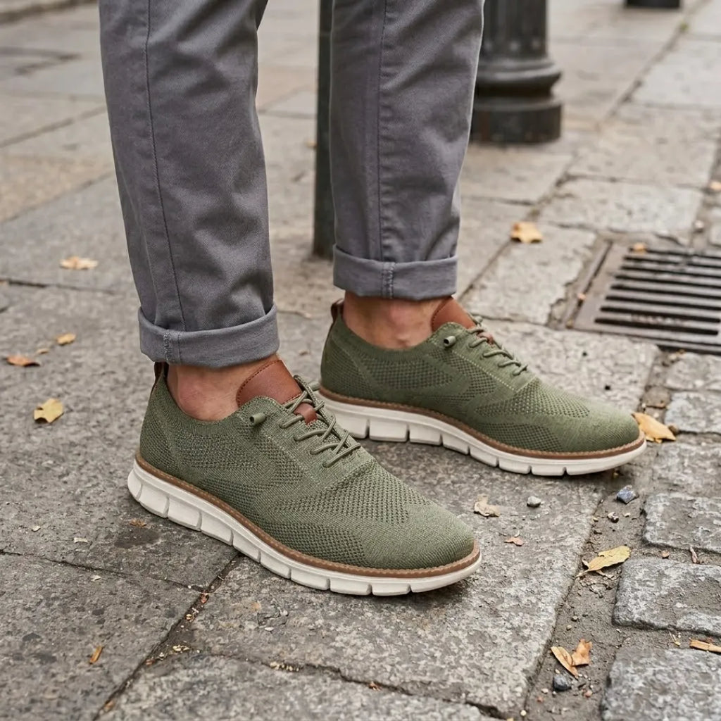 Men's breathable knit trainers with elastic laces