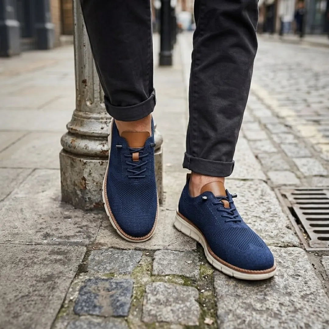 Men's breathable knit trainers with elastic laces