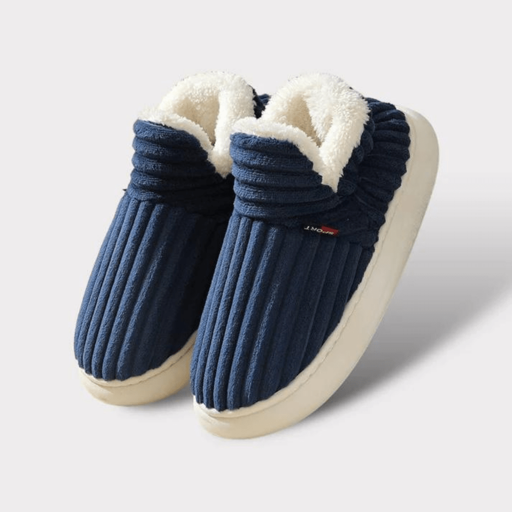 Closed-back winter slippers in ribbed fabric with fleece lining