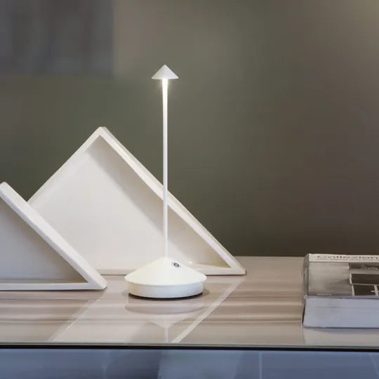 Cordless rechargeable LED table lamp