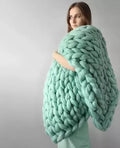 Chunky Knit Blanket – Cozy Wool Blanket for Every Room – Soft & Warm – Perfect for Sofa and Bed