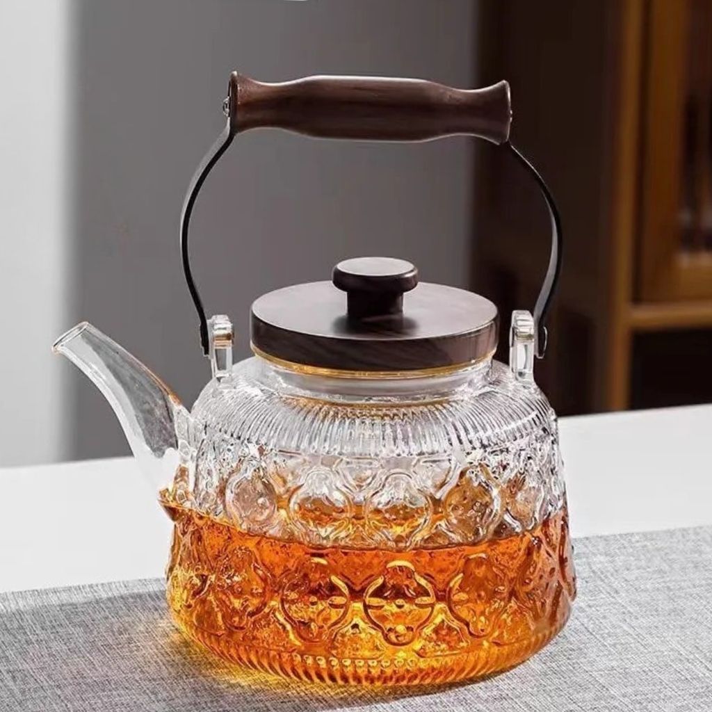 Glass Teapot with Infuser – 1 Litre Borosilicate Kettle, Heat-Resistant, Wooden Handle