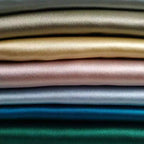 GLOSSNIGHT – Satin pillowcase for hair and skin care