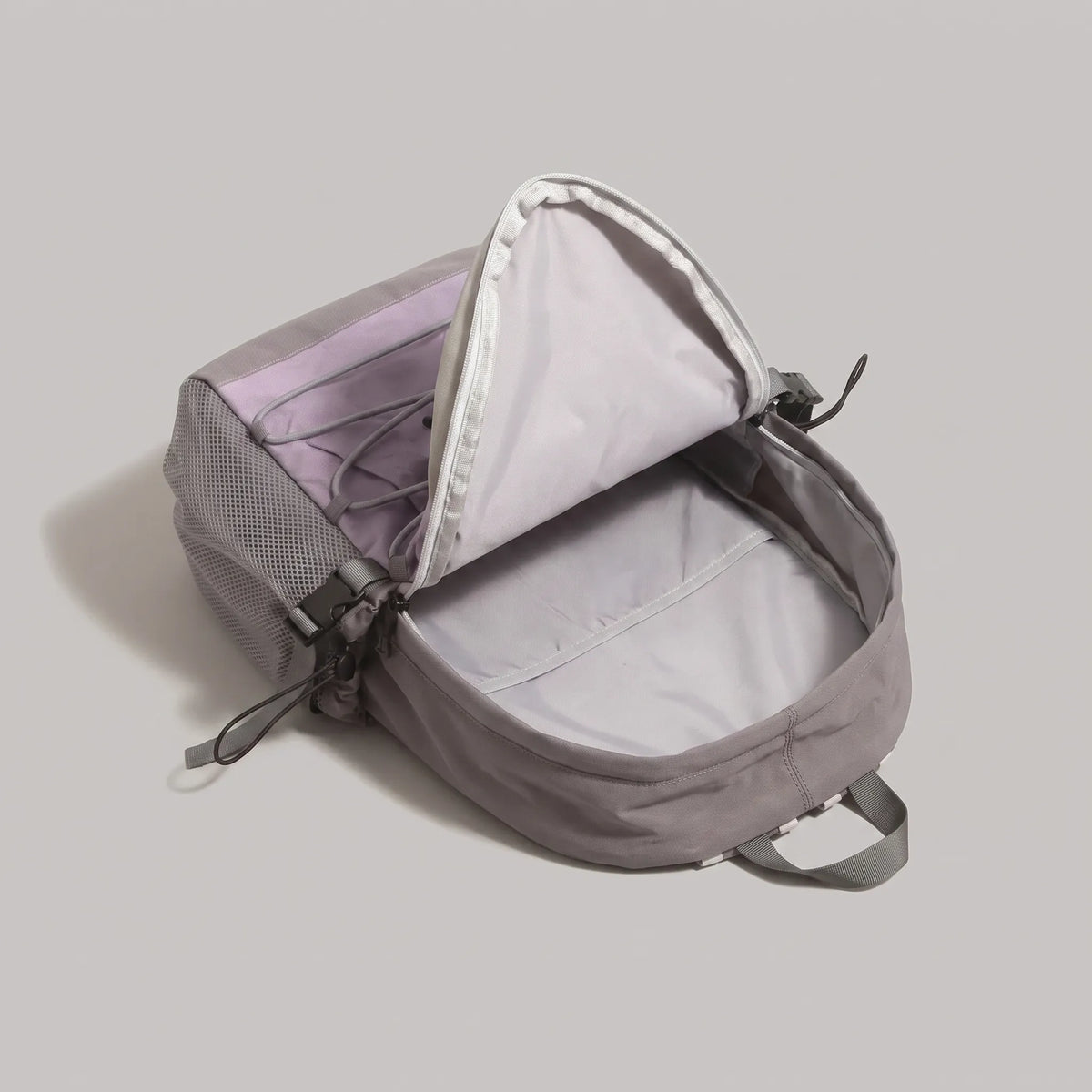 Lightweight Rucksack Backpack, 35 Litre Capacity, Bungee Cord & Mesh Pockets