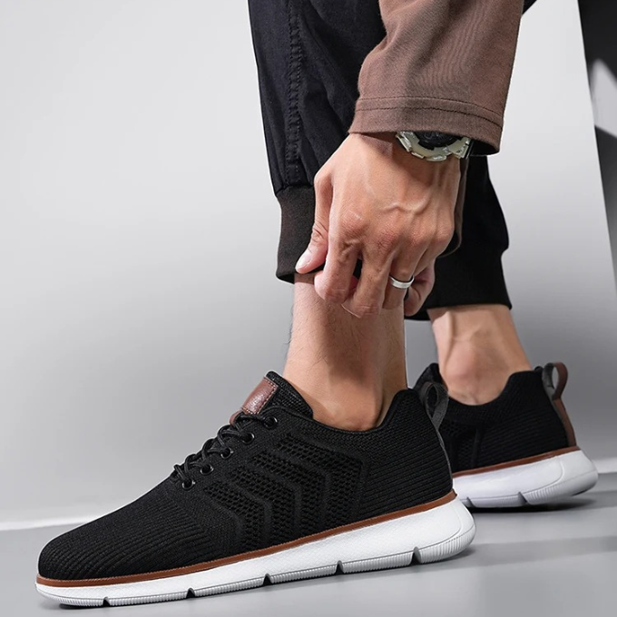 Men's Lightweight Airmesh Stride Trainers for All-Day Comfort