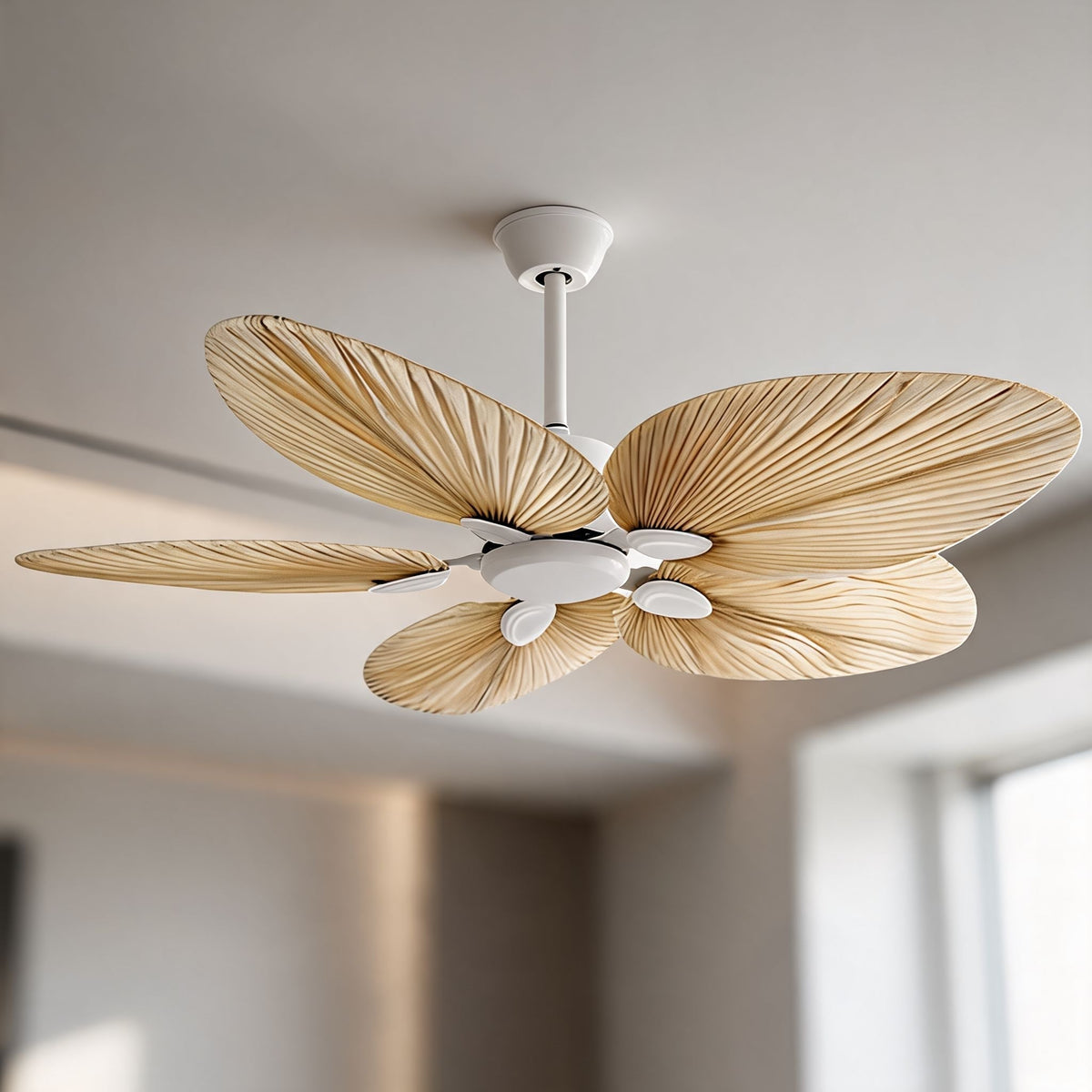 Palm Leaf Ceiling Fan — Integrated Lighting, Remote Control, Reversible Airflow