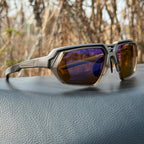 Photochromic Polarised Sports Sunglasses With Night-Enhancing Lenses And Tactical Wrap