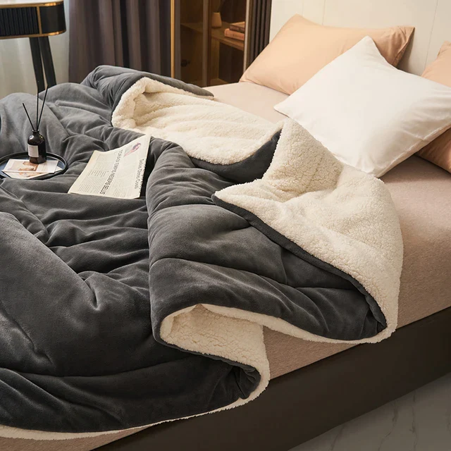 Reversible Warm Throw Blanket
