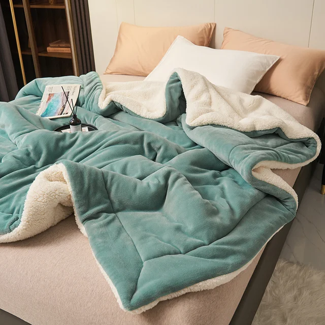 Reversible Warm Throw Blanket