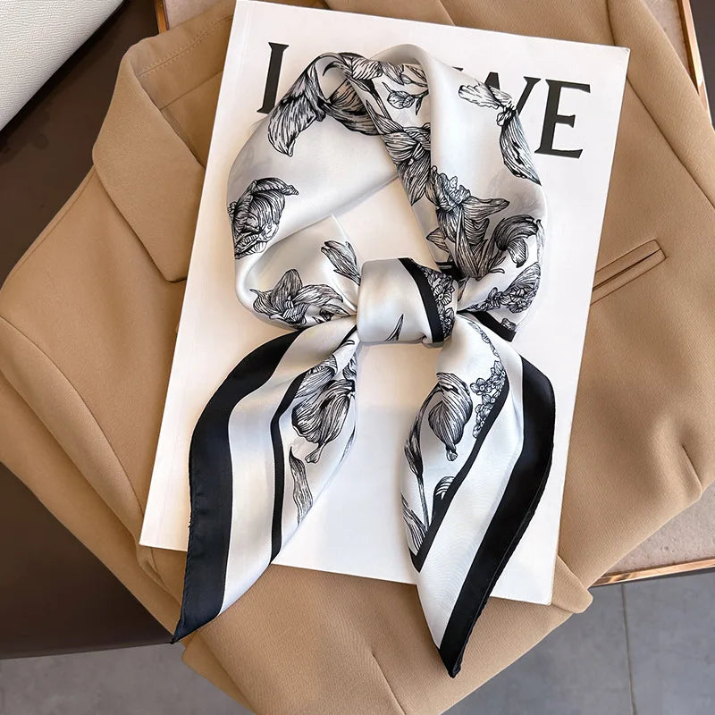 Silk checkered scarf with charm