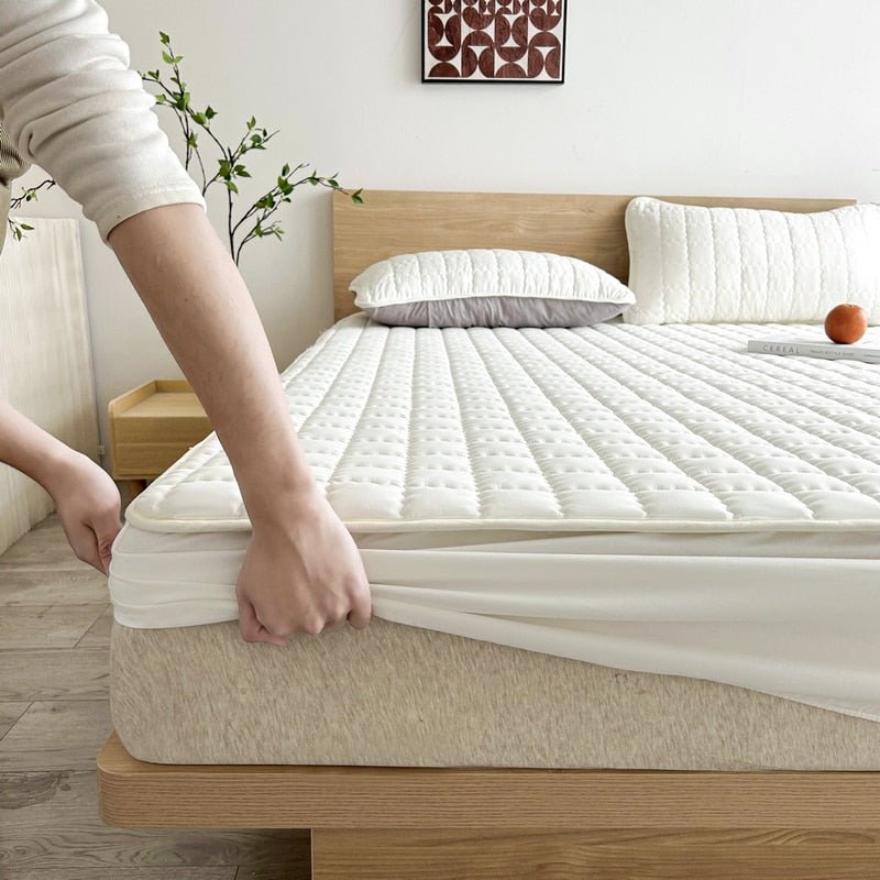 Waterproof Mattress Protector | Mattress Cover for Sleep Comfort
