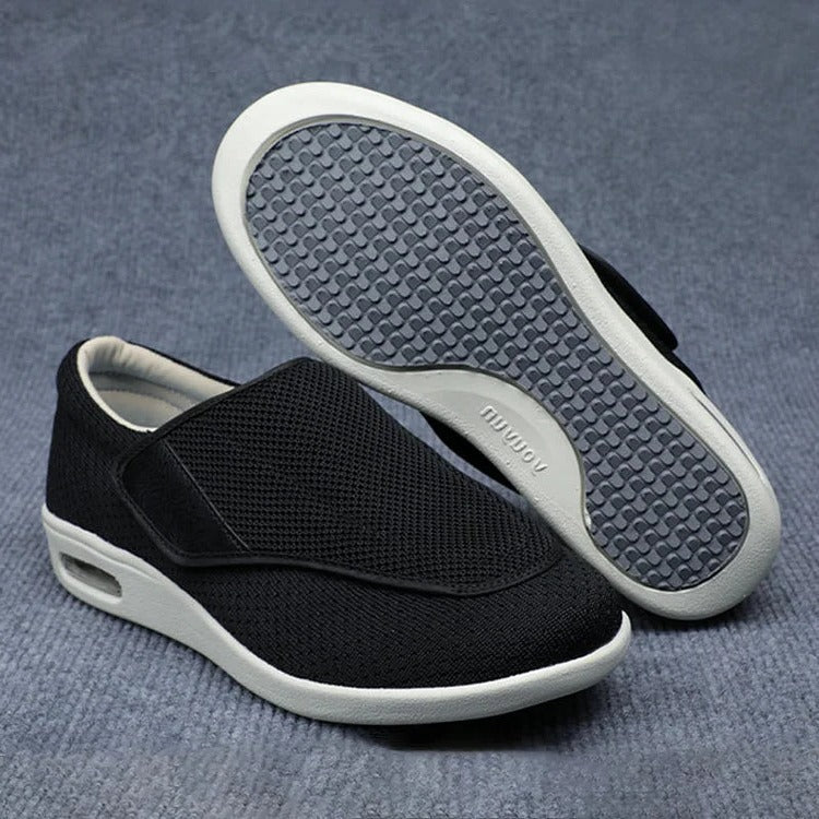 Wide shoes for swollen feet with adjustable straps and removable memory foam insoles