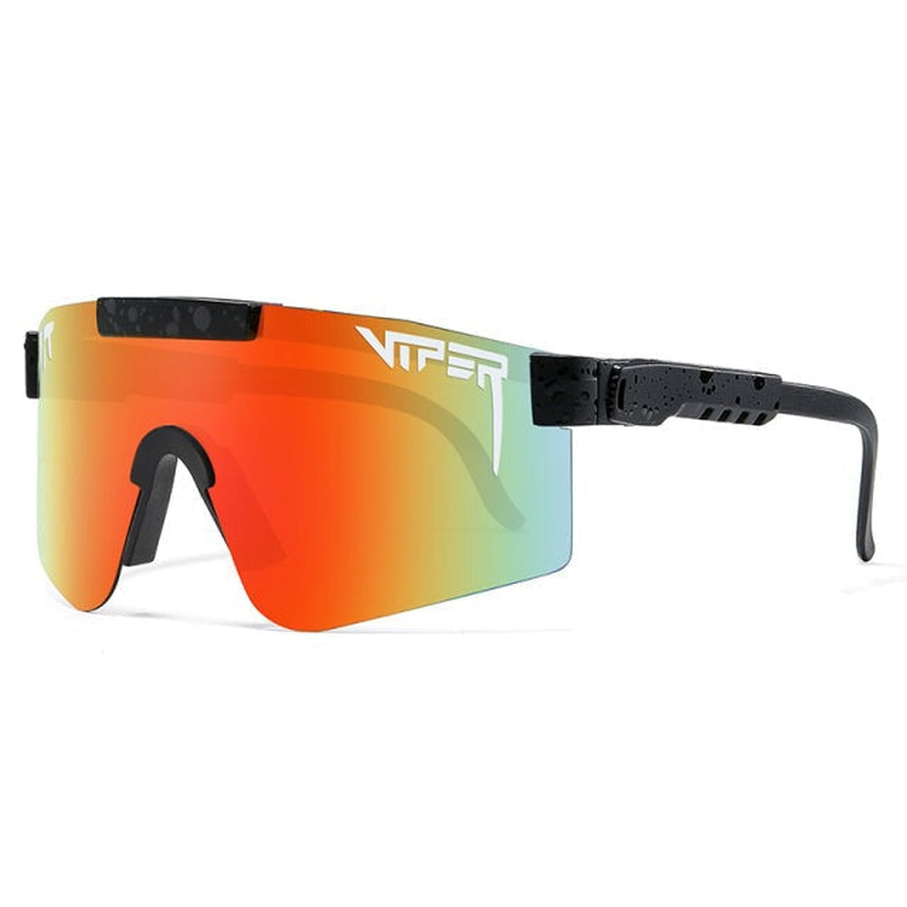 Polarised sports sunglasses with mirrored UV400 lens