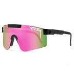 Polarised sports sunglasses with mirrored UV400 lens