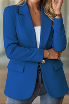 Women's single-breasted blazer in a relaxed fit